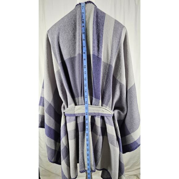 KIT BY EG WOMEN'S PLAID BLUE/GRAY SHAWL WRAP PONCHO SCARF - ONE SIZE FITS ALL - Picture 7 of 7